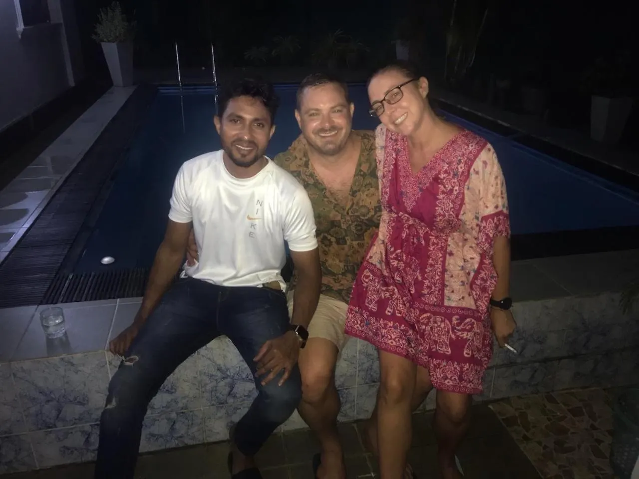 Kingz And Queenz - Negombo Konukevi